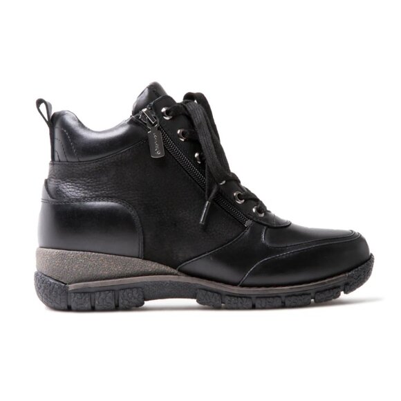 Blondo Black Waterproof Booties 7WW NWOT Wool Lined Leather Combat Style 900ALEE - Picture 1 of 12